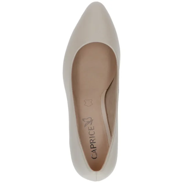 Chic Show Cream Stiletto Pumps