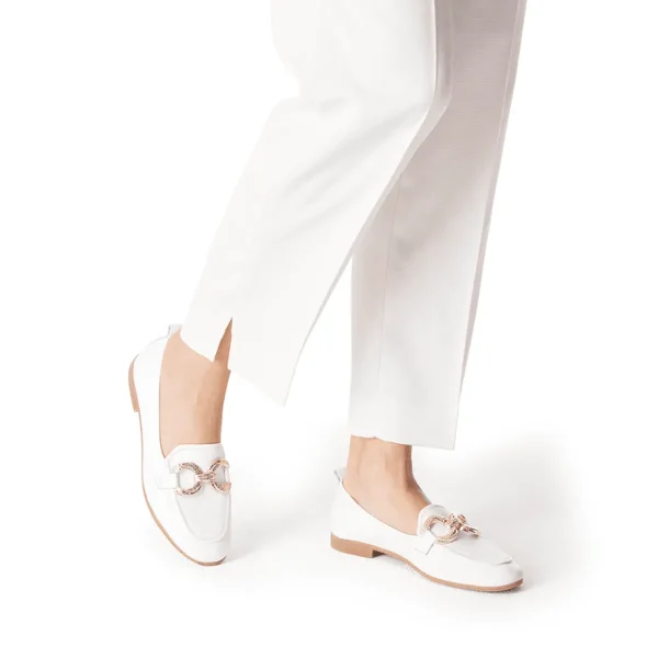 Elegant White Tamaris Leather Loafers