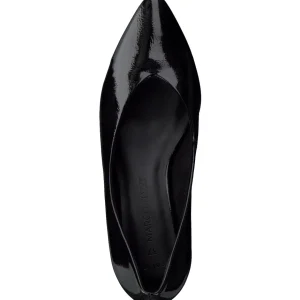 Fancy Glossy Pumps in Black Patent