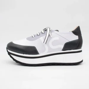 Jose Saenz Black & Grey Gradient Runner – Stylish & Comfortable