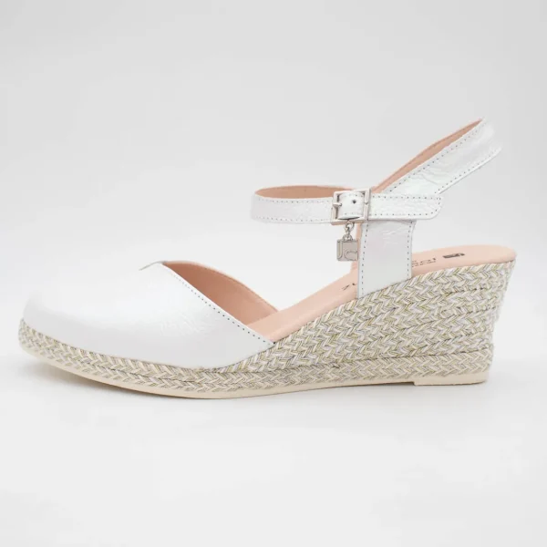 Jose Saenz Off-White Espadrille Wedge – Elegant & Comfortable