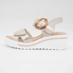 Redz Beige & Gold Wedge Sandal – Sporty Chic with Elegant Touch