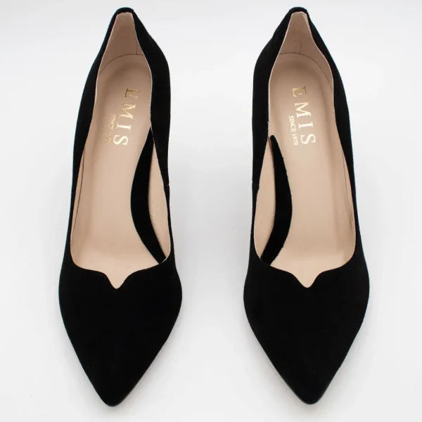 Sleek and Timeless Black High Heels for Effortless Elegance