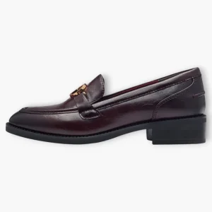 Tamaris Merlot Loafers with Block Heel and Gold Chain Detail