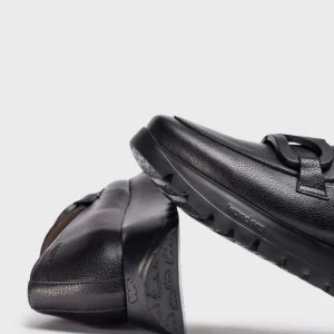 Wonders Black Leather Loafer – Wedge Sole & Matt Black Detailing