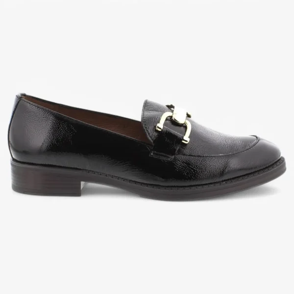 Wonders Black Patent Moccasin – Classic & Elegant