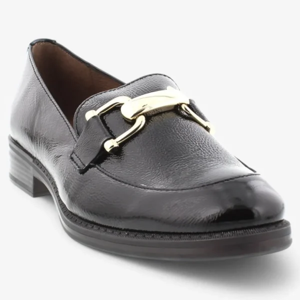 Wonders Black Patent Moccasin – Classic & Elegant