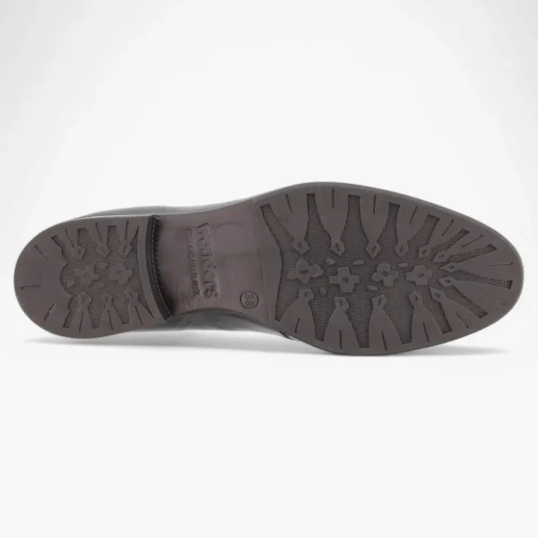 Wonders Black Patent Moccasin – Classic & Elegant