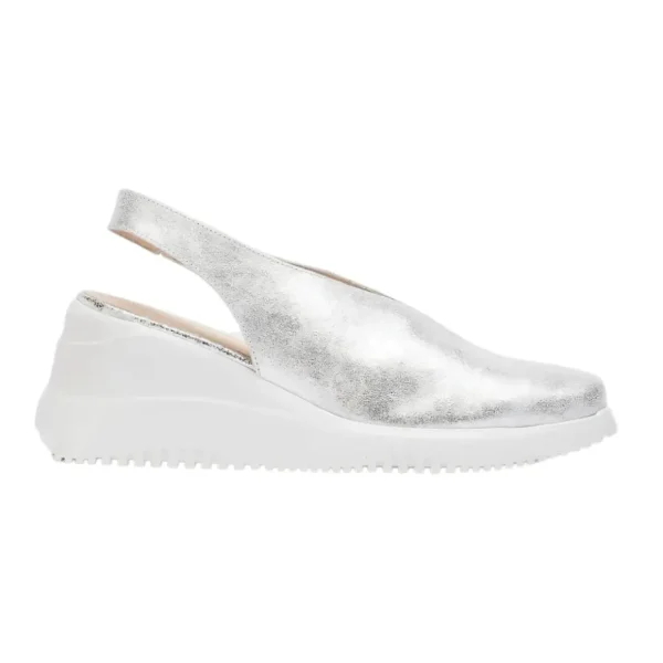 Wonders Silver Slingback Wedge – Lightweight & Chic